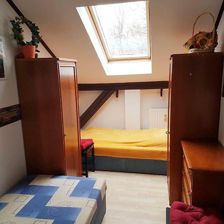 Fewo Hoffmann Grossdeuben Mit 2 Schlafzimmern Dg Bohlen  Extérieur photo